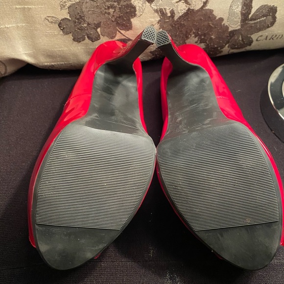 Olsenboye Red Bow Stilettos Size 8 - Picture 9 of 9